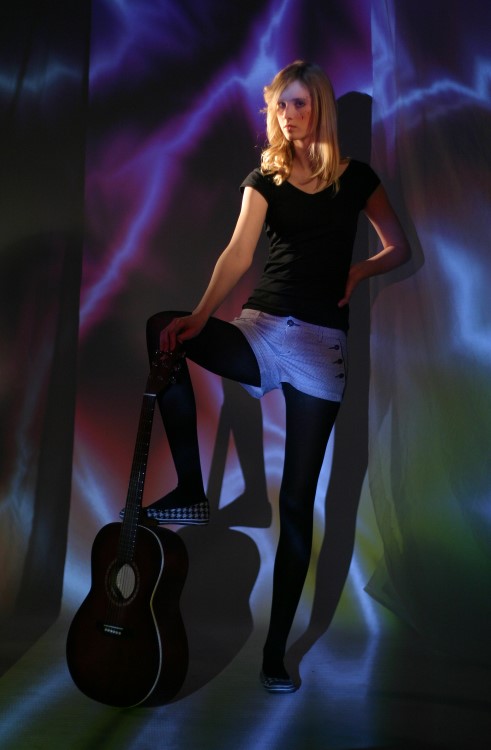 Kim Taylor : back